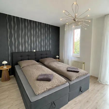 Mit Balkon - Naehe Chio Aachen